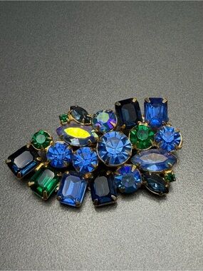 Vintage Blue & Green RhinestoneCluster Brooch #cz126